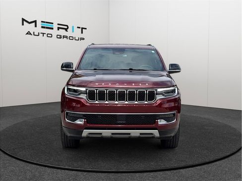 Used 2024 Jeep Wagoneer Series II w/ Flexible Seating Group image 3