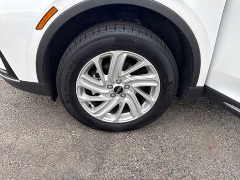 Certified 2023 Lincoln Corsair FWD image 31