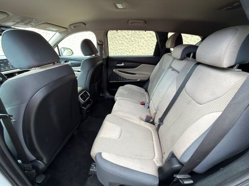 Used 2019 Hyundai Santa Fe SEL AWD/4WD image 17