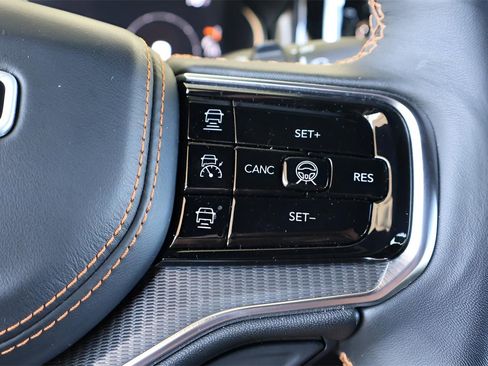 Used 2023 Jeep Grand Wagoneer Series III w/ Quick Order Packagew 28T image 26