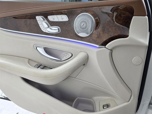 Used 2019 Mercedes-Benz E 450 E 450 image 26