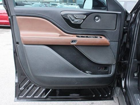 Used 2022 Lincoln Aviator Reserve w/ Elements Package Plus image 10