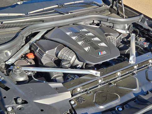 New 2026 BMW X7 M60i image 10