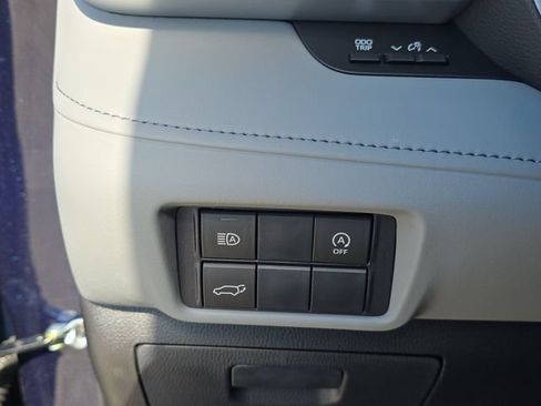 New 2026 Toyota Highlander XLE AWD/4WD image 27