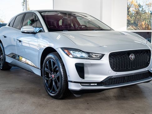 Used 2020 Jaguar I-PACE S image 4