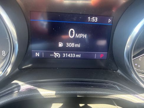 Used 2023 Buick Encore GX Preferred w/ Cold Weather Comfort Package FWD image 22