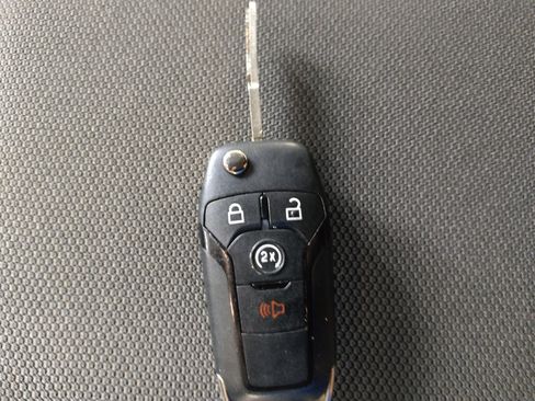 Used 2018 Ford F150 XLT w/ Equipment Group 301A Mid AWD/4WD image 32