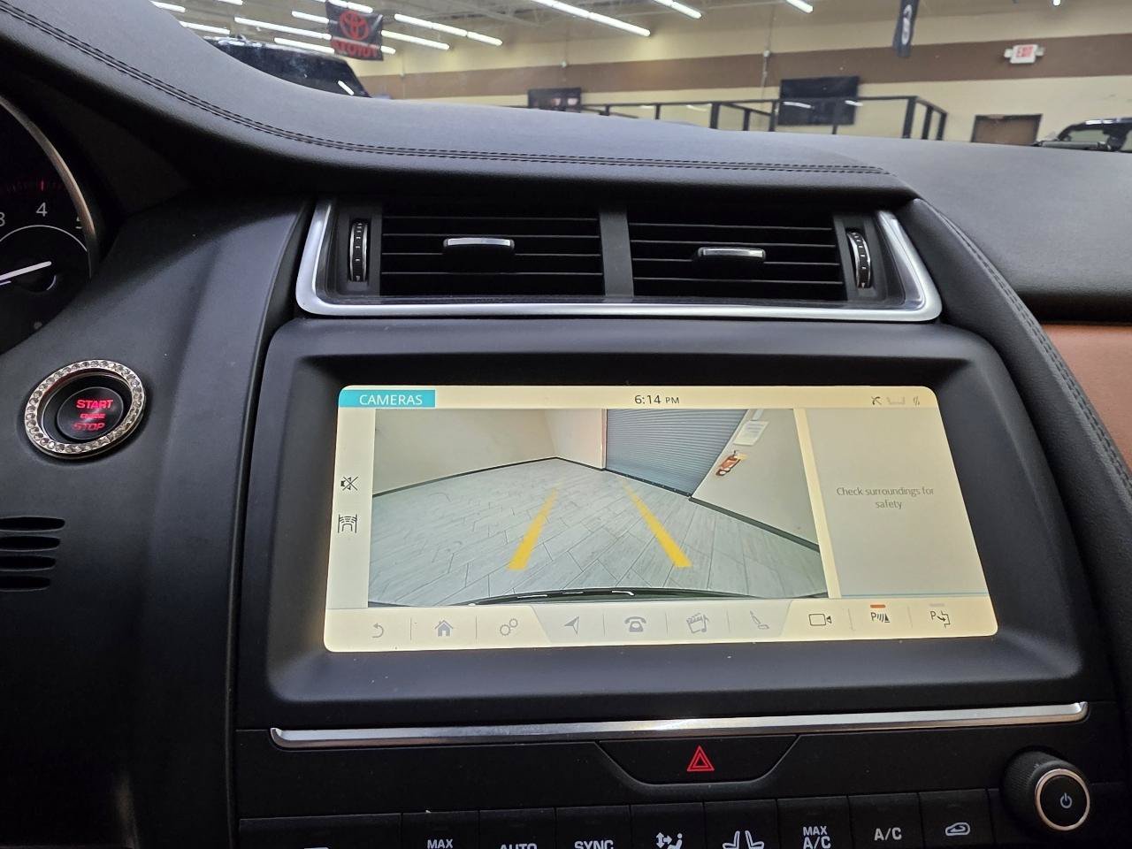 Used 2018 Jaguar E-PACE SE AWD/4WD image 34