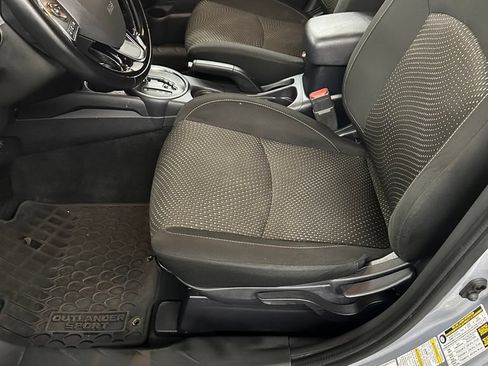 Used 2016 Mitsubishi Outlander Sport ES FWD image 13