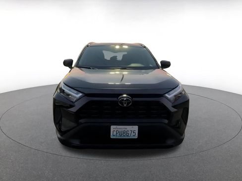 Used 2025 Toyota RAV4 LE image 4