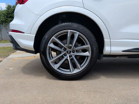 Certified 2023 Audi Q3 2.0T Premium w/ Black Optic Sport Package AWD/4WD image 13
