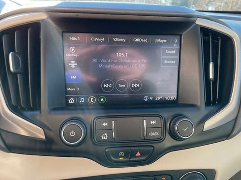 Used 2022 GMC Terrain Denali image 34