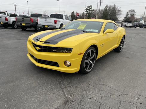 Used 2010 Chevrolet Camaro SS w/ RS Package image 4