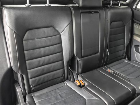 Used 2022 Volkswagen Atlas Cross Sport SEL Premium R-Line image 42