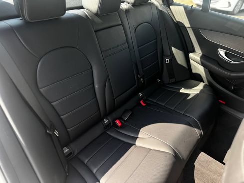 Used 2020 Mercedes-Benz C 300 4MATIC Sedan image 29