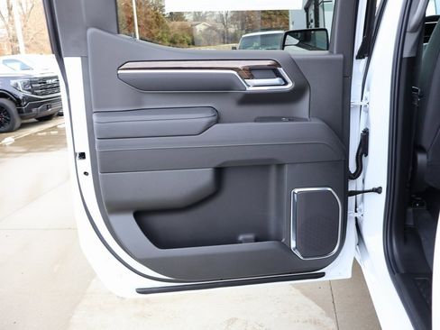 New 2026 GMC Sierra 1500 Elevation image 25