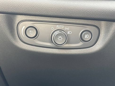 Used 2019 Buick Regal Avenir w/ Driver Confidence Package II FWD image 26