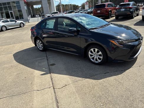 New 2026 Toyota Corolla LE image 9