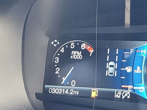 Used 2024 Ford Edge ST-Line image 19