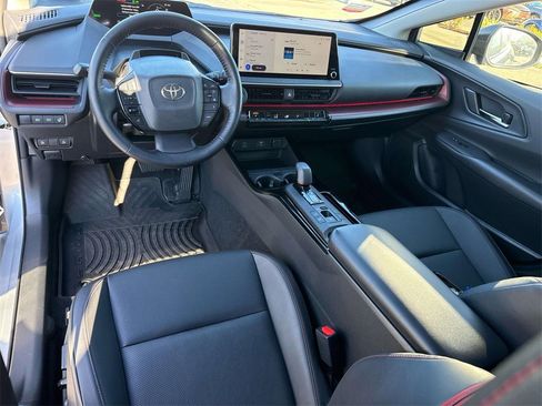 Certified 2024 Toyota Prius Prime image 11
