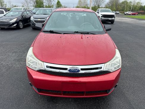 Used 2010 Ford Focus SE FWD image 8