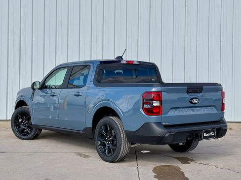 New 2026 Ford Maverick Lariat w/ Black Appearance Package image 3