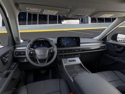 New 2026 Lincoln Aviator 2WD image 9