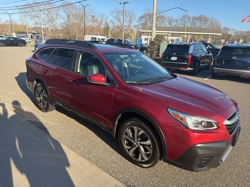 Used 2022 Subaru Outback Limited XT AWD/4WD image 10