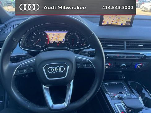 Used 2019 Audi Q7 3.0T Premium w/ Convenience Package AWD/4WD image 16