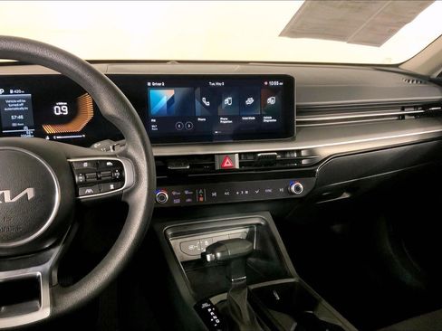 Used 2025 Kia K5 LXS FWD image 6