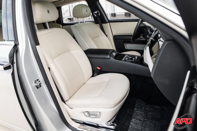 Used 2014 Rolls-Royce Ghost RWD image 83