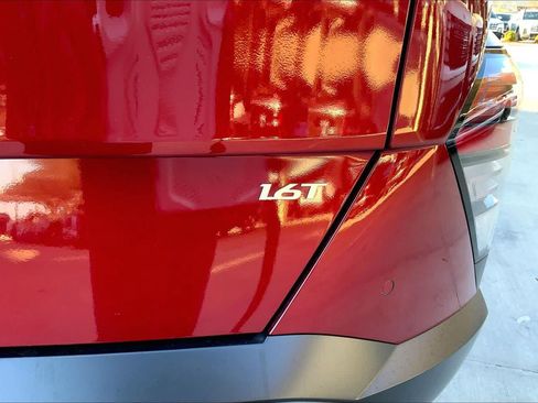 Used 2025 Hyundai Kona Limited FWD image 10