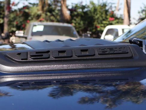 Used 2019 RAM 1500 Laramie AWD/4WD image 61