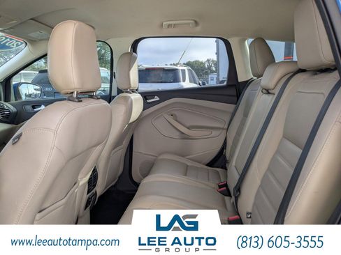 Used 2019 Ford Escape Titanium image 14