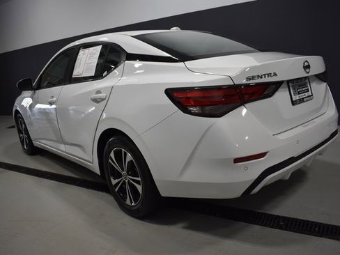 Certified 2023 Nissan Sentra SV image 3