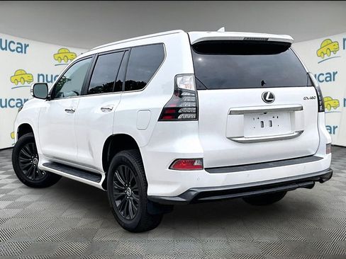Used 2023 Lexus GX 460 Luxury w/ Sport Design Package AWD/4WD image 4