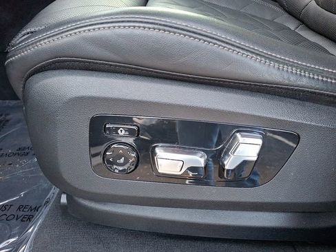 Used 2023 BMW X5 M50i w/ Executive Package image 14