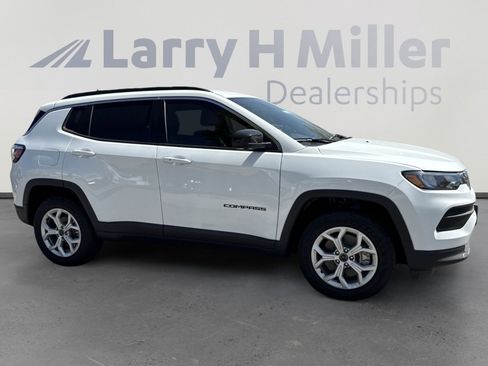 New 2025 Jeep Compass Latitude w/ Convenience Group image 9