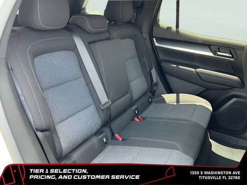 Used 2025 GMC Terrain Elevation AWD/4WD image 18