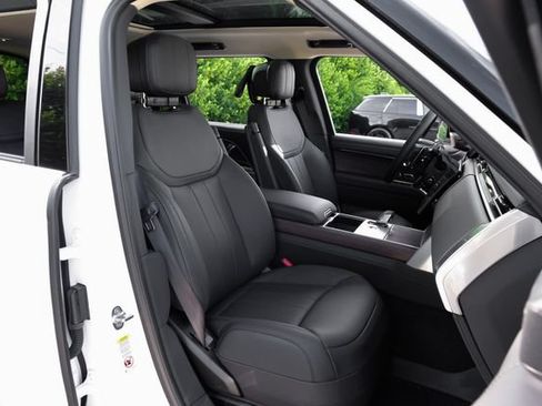 New 2026 Land Rover Range Rover Long Wheelbase SE AWD/4WD image 43
