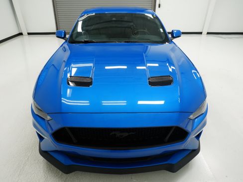 Used 2020 Ford Mustang GT Premium w/ GT Performance Package RWD image 2