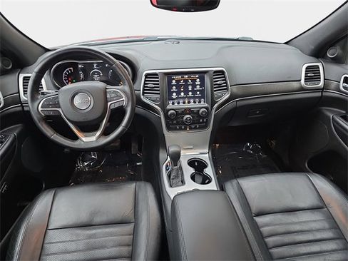 Used 2018 Jeep Grand Cherokee Limited image 10