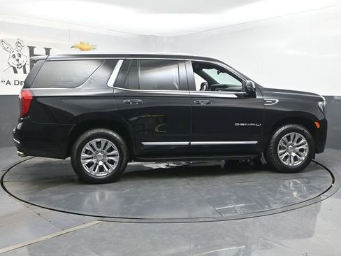 Used 2023 GMC Yukon Denali RWD image 39