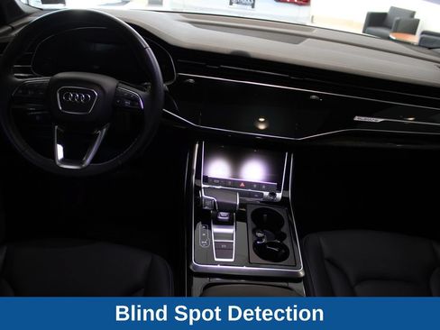 Certified 2025 Audi Q7 2.0T Premium Plus AWD/4WD image 8