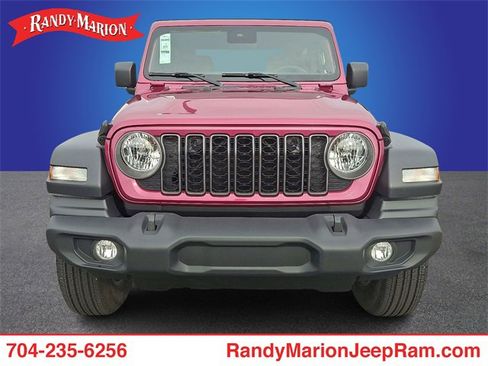 Used 2024 Jeep Wrangler Sport S image 2