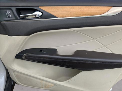 Used 2015 Lincoln MKC FWD w/ Equipment Group 102A Reserve image 36