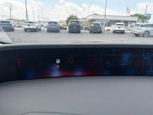 Certified 2024 Lincoln Nautilus Reserve AWD/4WD image 18
