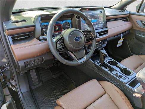 Used 2026 Subaru Outback Touring AWD/4WD image 3
