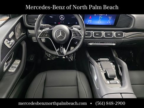 New 2026 Mercedes-Benz GLS 450 4MATIC image 11