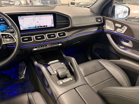 Used 2020 Mercedes-Benz GLS 450 4MATIC image 40